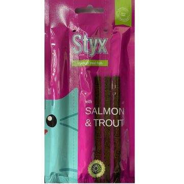 Styx סטיקס 15 גרם חטיף מקלות בשר לחתול בטעם סלמון ופורל